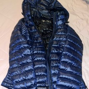Blue packable down jacket size small detachable hood